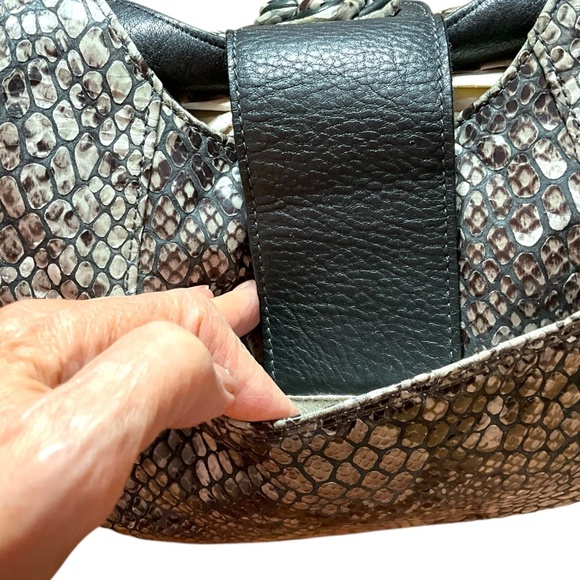 BRIGHTON Shoulder Bag Gray & Black - Picture 5 of 13